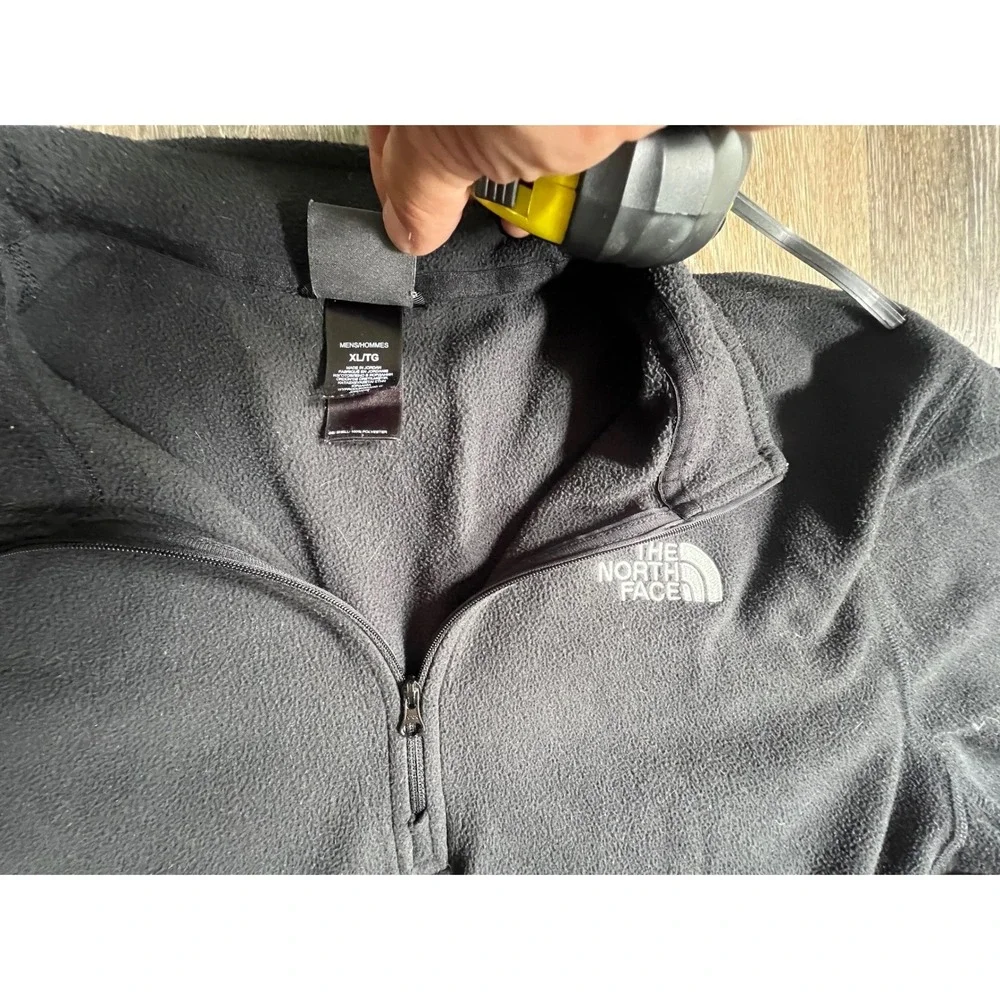 The North Face Quarter‎ Zip Pullover Mens XL Black Fleece Mid Layer Jacket